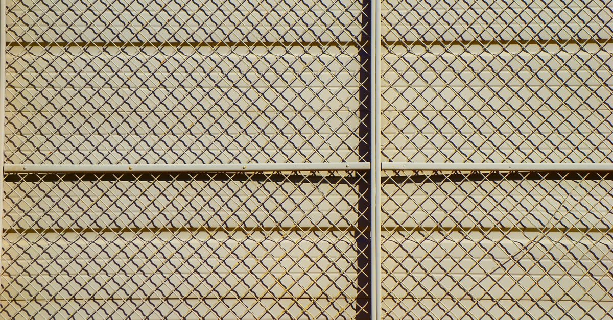 Zaunmaterialien im Vergleich: So finden Sie das passende Material für Ihren Traumzaun